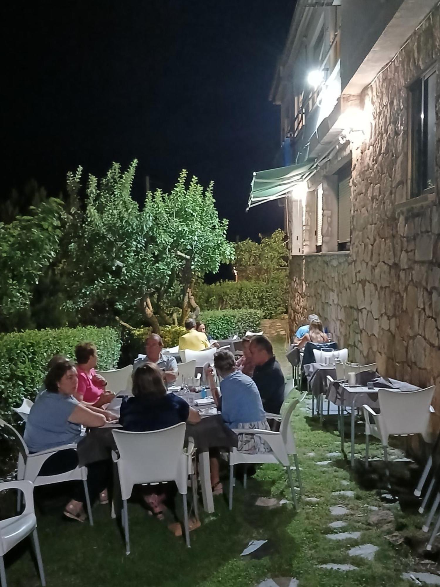 Hospedium Hostal Restaurante El Mirador De Atienza Eksteriør billede