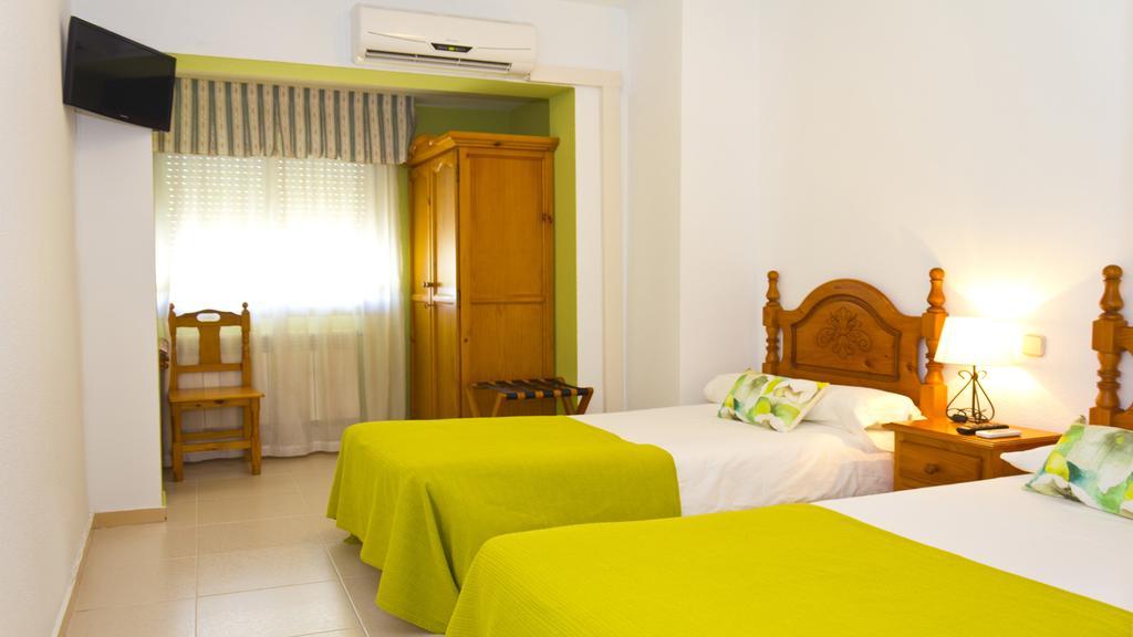 Hospedium Hostal Restaurante El Mirador De Atienza Eksteriør billede