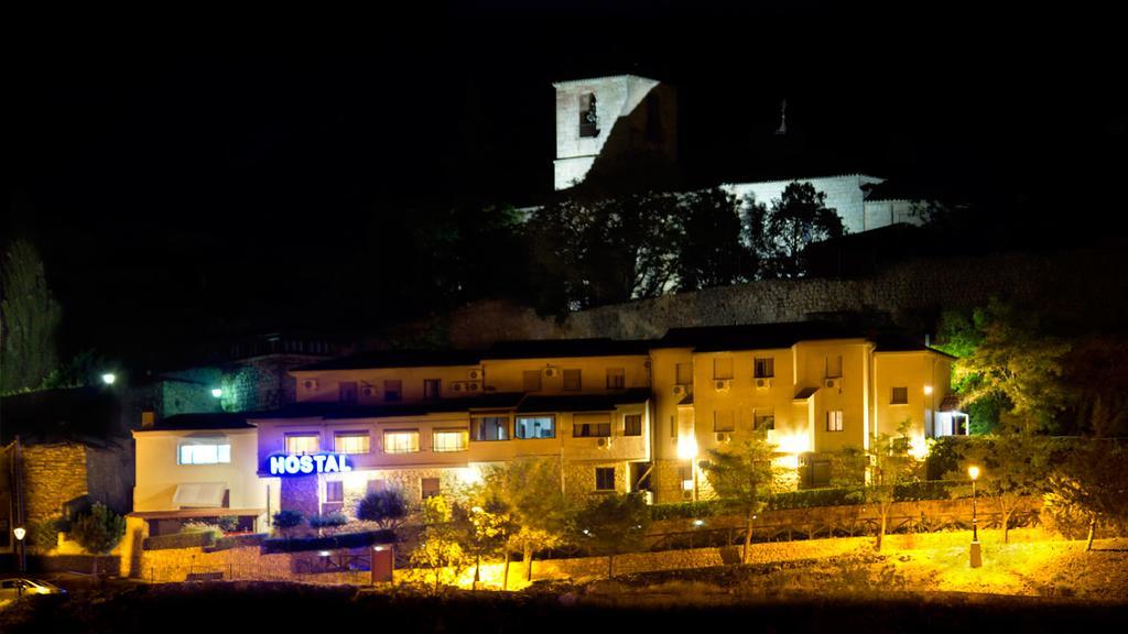 Hospedium Hostal Restaurante El Mirador De Atienza Eksteriør billede